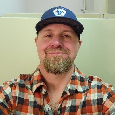 garywhitmiseiv's profile picture. Zangi number: 82-6809-1121