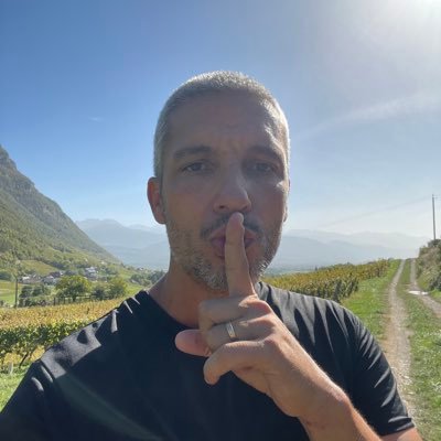 Yann7319's profile picture. Crypto & Web3 Markets • Narratives • On-chain Understanding crypto, not chasing hype 🇫🇷 | NFA