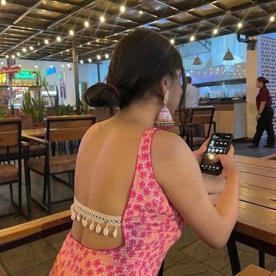 plot_twistttt's profile picture. Him / Her °Chhichhore Memes° Dm for PR & Ads