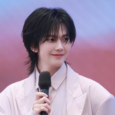 Evgeni676's profile picture. For  my baby Biu 🥰💙 @JakeB4rever 💞