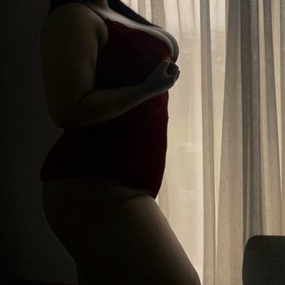 yovrsugar's profile picture. avail private acc and services DM