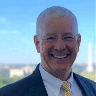 POjameruay2284's profile picture. I'll never forget those who brought a lamp when I was in the dark, not to fix me, but to sit with me until I could see again.