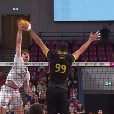 Mateusz572274's profile picture. 