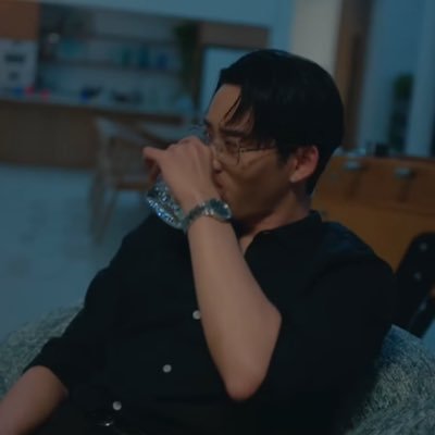 malenchik15's profile picture. 