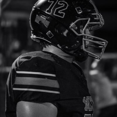 alexkrall_'s profile picture. | Milton 2026 | C/OG/DT #72 | 6'1 265 | 4.00 GPA | akrall0907@gmail.com |