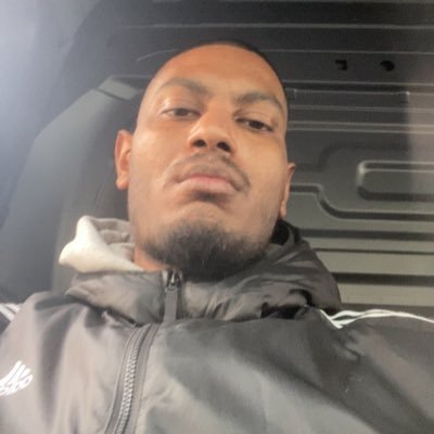 YL7_____'s profile picture. @777LYO