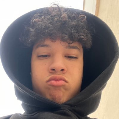 yassratti's profile picture. 17. make it or break it