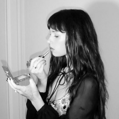 8arms2hldu's profile picture. it’ll be a cold day in hell before I switch up on u