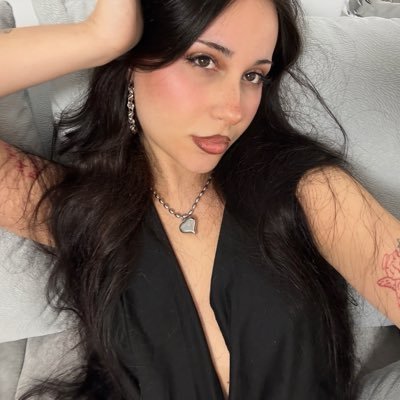 Velvetmpak's profile picture. 🇬🇷