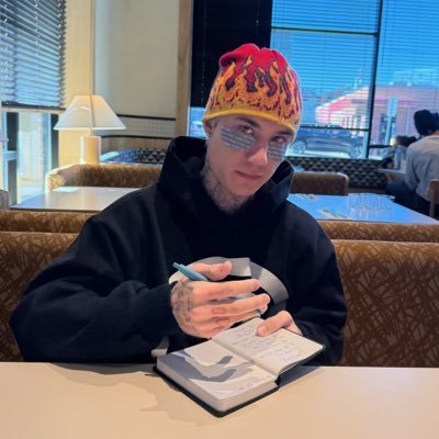 coopsmyangel's profile picture. 𝑰𝒕 𝒐𝒏𝒍𝒚 𝒈𝒆𝒕𝒔 𝒘𝒐𝒓𝒔𝒆, 𝒃𝒆𝒇𝒐𝒓𝒆 𝒊𝒕 𝒈𝒆𝒕𝒔 𝒃𝒆𝒕𝒕𝒆𝒓 - 𝑱𝒙𝒅𝒏🎵