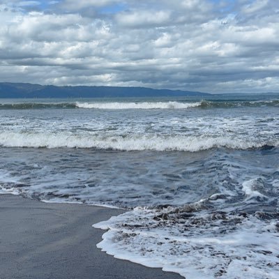 GeniusAljoud's profile picture. كل هالدنيـا .. عبادي ♥️ @abadialjohar1