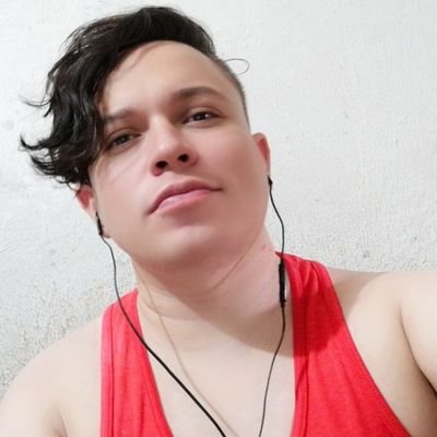 mariomojc's profile picture. Geek. Opinólogo. Me gusta el cine, libros, videojuegos y escribir tonterías.
6 semestres de memeología en la San Marino.
A favor de nadie. En contra de todos.