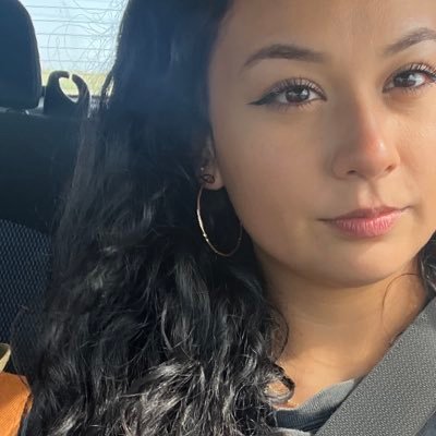 alexxroseleon's profile picture. 