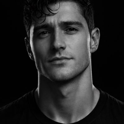 chasethetone's profile picture. vibe coding apps + making youtube shorts (180k subs) https://t.co/Kt34hK25VA + @TorniApp