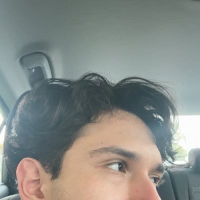 axelrdzx's profile picture. 