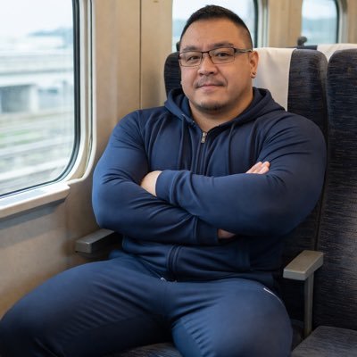 Select_Ryan's profile picture. 