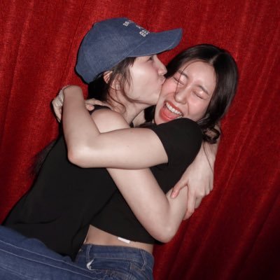 kminjeongpic's profile picture. aespa • 唐莉佳 • ciize • thai gls