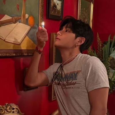 armylil0's profile picture. 𝘓𝘦𝘵'𝘴 𝘵𝘢𝘭𝘬 𝘸𝘪𝘵𝘩 𝘰𝘶𝘳 𝘩𝘢𝘯𝘥𝘴!