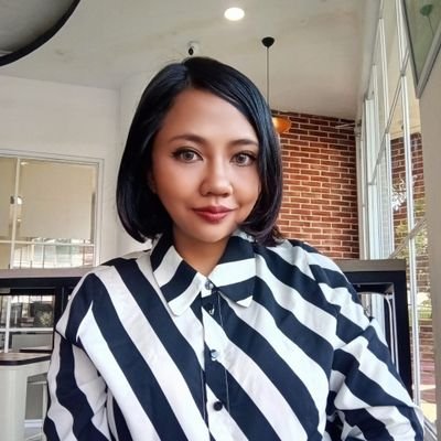 popiforestian's profile picture. 