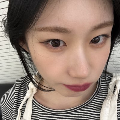 chanyaryeongie's profile picture. for #ITZY #채령 🦊 #BABYMONSTER 😈🐰🐬 #offgun #nuthong #williamest #LYKN