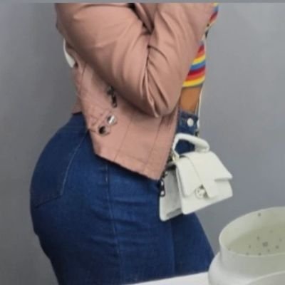 Nyar_sakwaa's profile picture. Unproblematic babe...