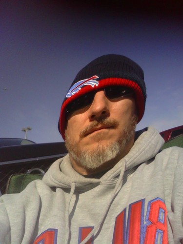 DEScof's profile picture. Sysiphean fish dystopian. Specialized nerd. Likes mud and peeking through the window at alt-folks.