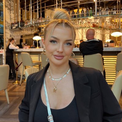 Mila62ii's profile picture. Turning emotions into wearable art 💍