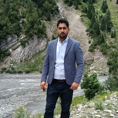 Zakir962's profile picture. I m still studying