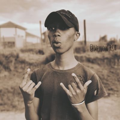 mellow_14887's profile picture. just a South African boy chasing his dream's