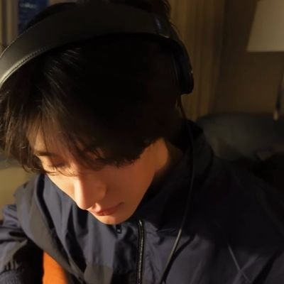jeonglin_'s profile picture. sehun jaehyun jeno anton