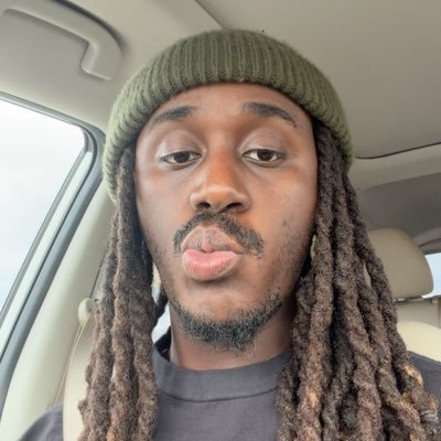 groovy_timmy's profile picture. Aspiring Hippie I #FinsUp I 25 I Letterboxd: GroovyTimmy I♊️I