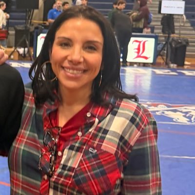 SarfdeK's profile picture. Mama of 4; Wife; Public School Educator; Bilingual & Bicultural Advocate; LEO Mom & Wife; 🇪🇸 🇮🇹 🇺🇸