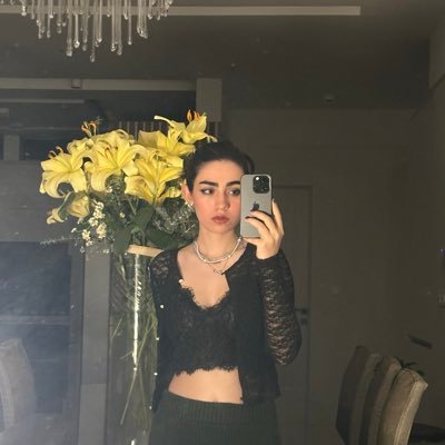 oncesarasaid's profile picture. مخزن الاسرار.