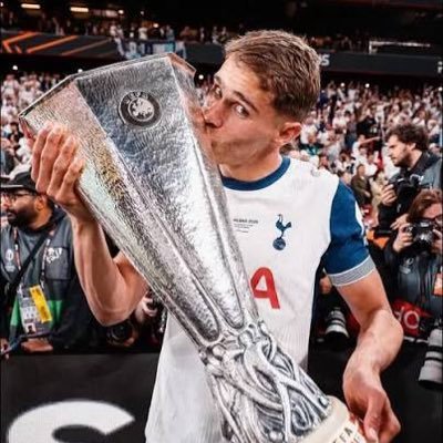 Sp0rtsguy94's profile picture. Chicago sports COYS South Carolina Alum CARDS  Louisville native