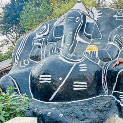 CAPrashanti's profile picture. Yoga Instructor |CA-Finalist | Exploring Bharat’s temples, stories & food