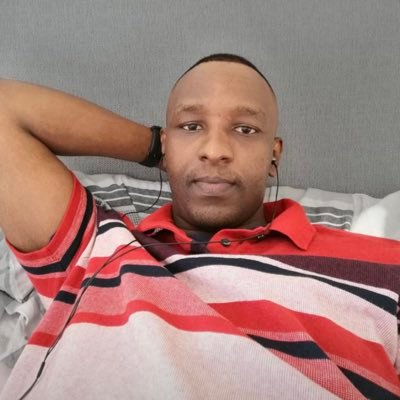 elielndayumvire's profile picture. 