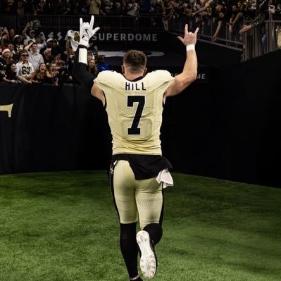 YabonDragon's profile picture. Ou tu sors ou j'te sors !