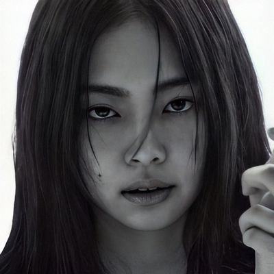 zoewaraha's profile picture. 