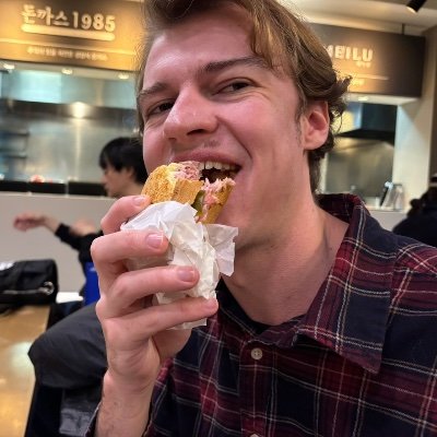 ronaldlangeveld's profile picture. Photographer & software engineer, prev @Ghost. Loves building w/ Nodejs, React, Rails, Django! DM for collabs. ❤️ @jiwon_baddie