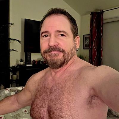 ShortBredX's profile picture. short & beefy white dad breed-meat. 
5 ft 5 in. 180 lbs. plump ass.