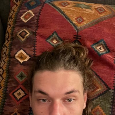 AlexanderKnigge's profile picture. building all sorts of stuff