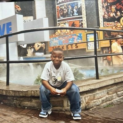 Jay_Darkz's profile picture. Chelsea supporter & tactical analyst || You know I gotta thank God... how else I make it this far?