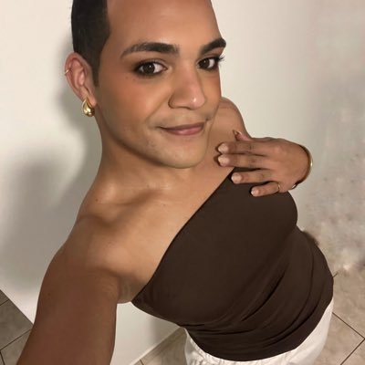 jovargasivan's profile picture. he/him • the one and only 💋