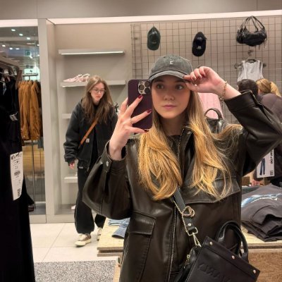 itsMsA0825's profile picture. Not perfect, just positive.