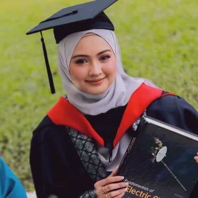 dihahmfrds's profile picture. 27 | INFJ-T | robots, anime & astrophysics enthusiast | Mechatronics Engineering | https://t.co/DD70hL5rLI | https://t.co/YLLMtktl9Y