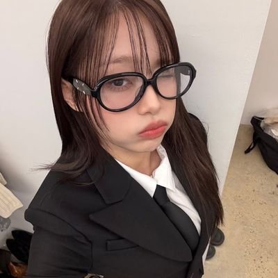 wannakisschuu's profile picture. @chuu_atrp  ::  𝖼𝗈𝗆𝖾 𝖻𝖺𝖼𝗄 𝟤 𝗆𝖾  ★ ︭!!