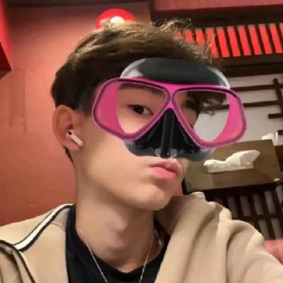 hikaru_co2's profile picture. Introvert