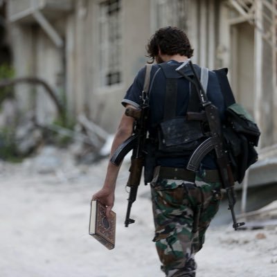 ihsaaaan9's profile picture. اسمي إحسان بس بنت || #الحرية_للجزيرة_السورية