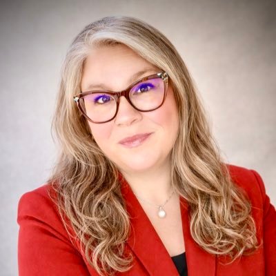 MrsNavarro_HMS's profile picture. Texas Educator | Graphic Designer | Family History Buff | Mother | Child of God | Spoonie