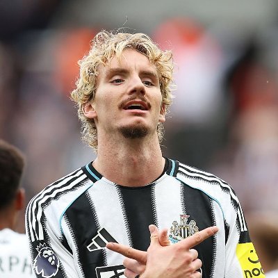 falsewinger_'s profile picture. retired